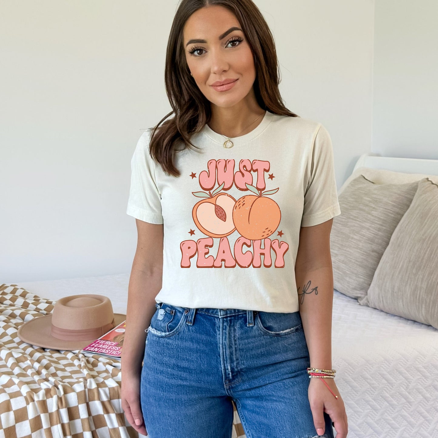 Just peachy comfort Colors t-shirt, Summer Shirts, Cute Womens Shirt, Retro Summer Shirt, Gifts For Peach Lovers, Summer Vibes Shirt