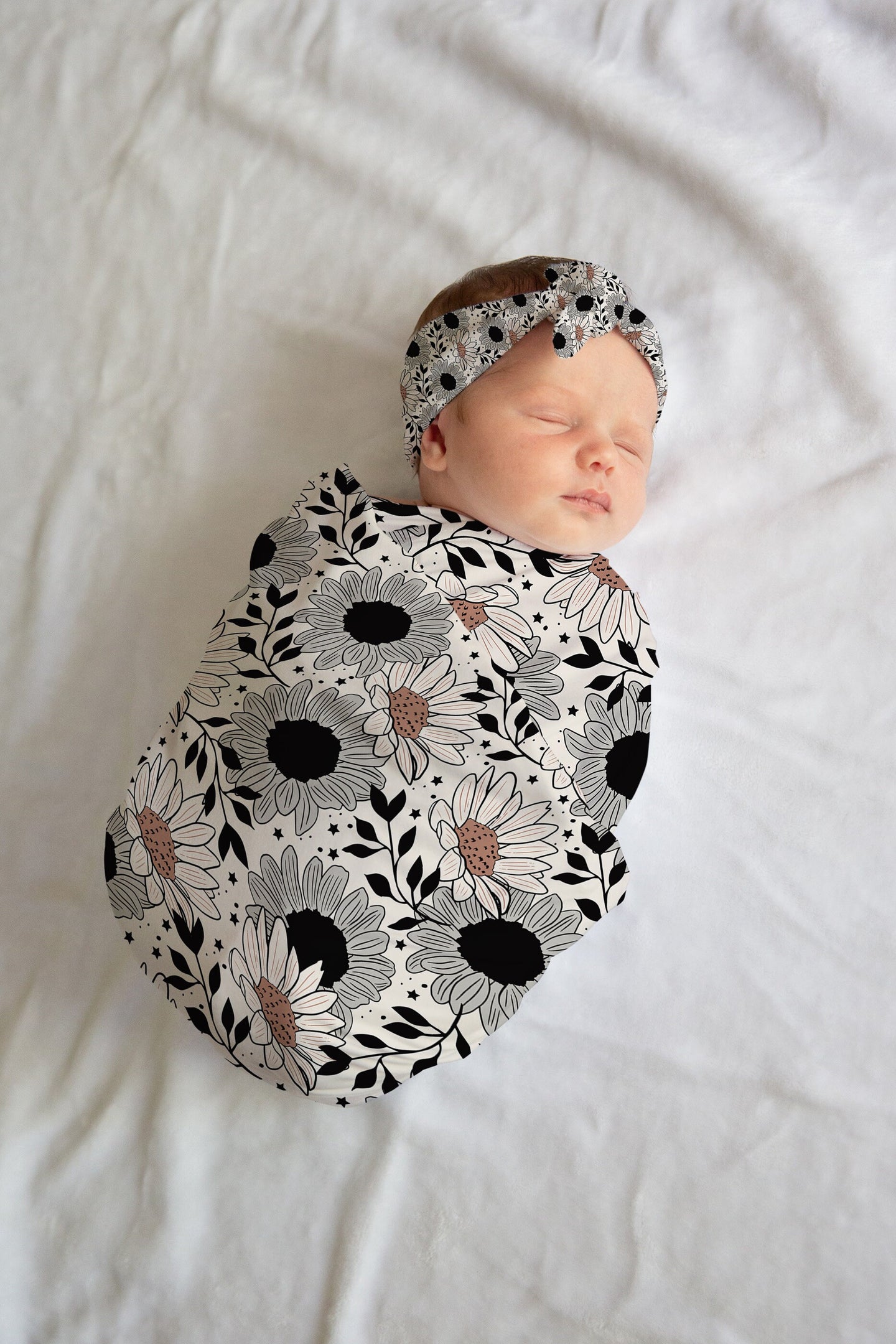 Personalized Swaddle Hat / Bow Set for Newborn