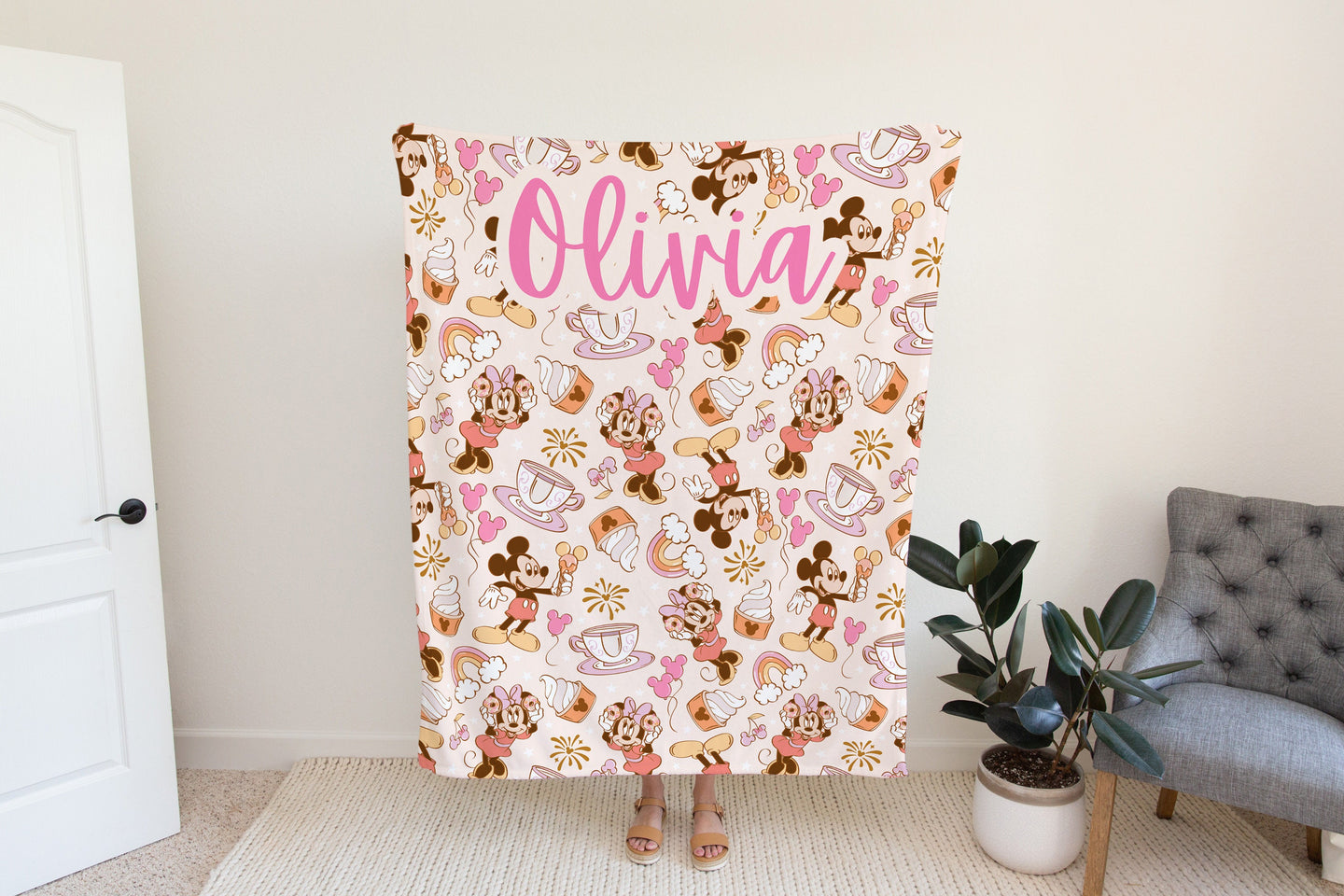 Personalized Micky and Minnie Mouse Disney Blanket