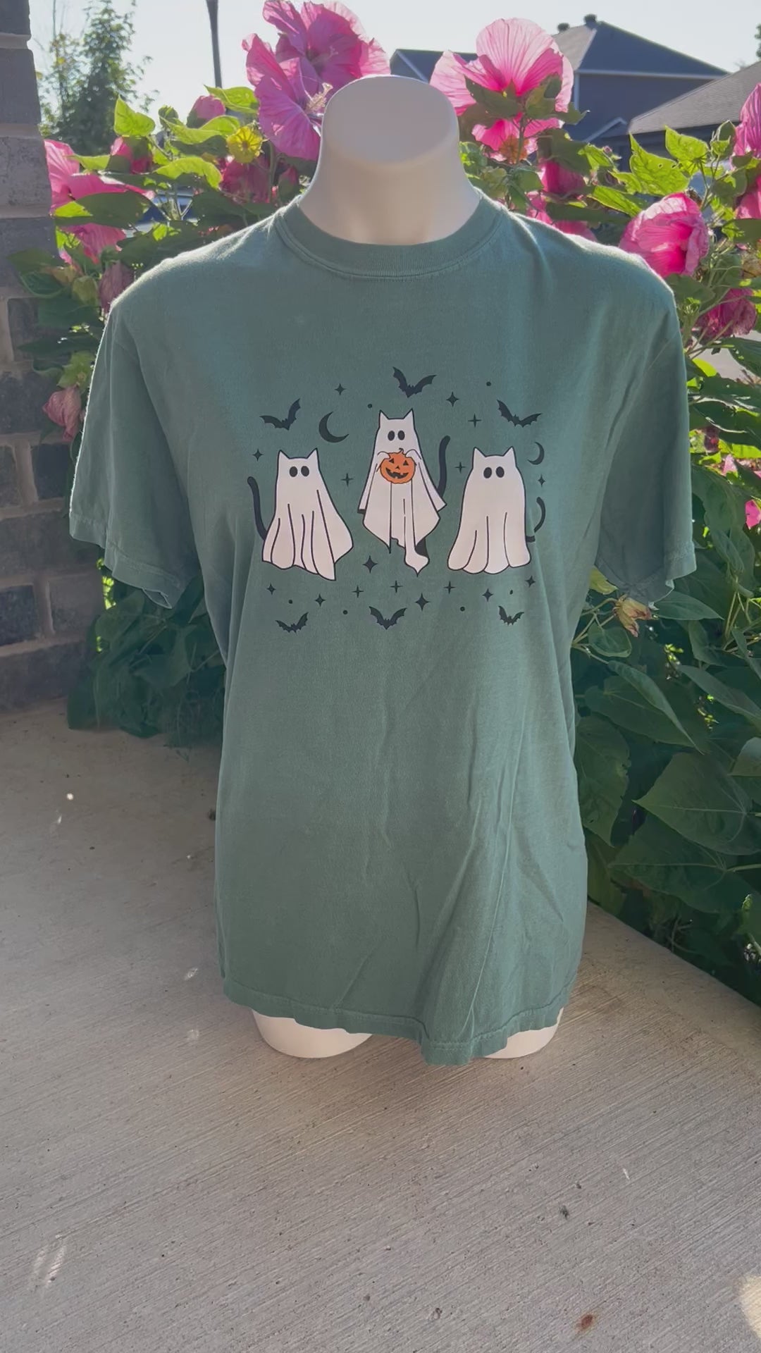 Ghost Kitty Comfort Colors T-shirt for Halloween Fall